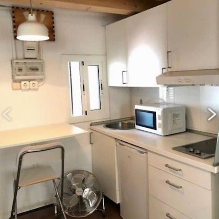 Ferienwohnung Mini Piso Con Escaleras Barcelona Exterior foto
